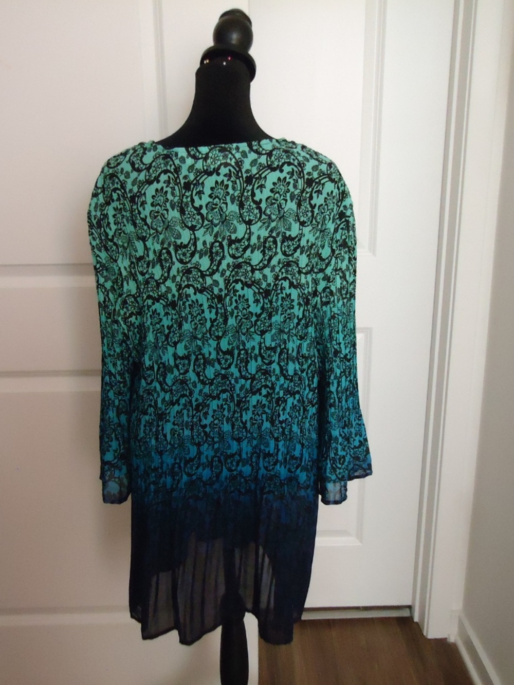 AVENUE Women's Multicolor Blouse Rhinestones Plus Size-18-20 - Picture 7 of 14